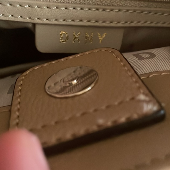 DKNY Beige Canvas and Faux Leather Logo Print Purse - Picture 8 of 12